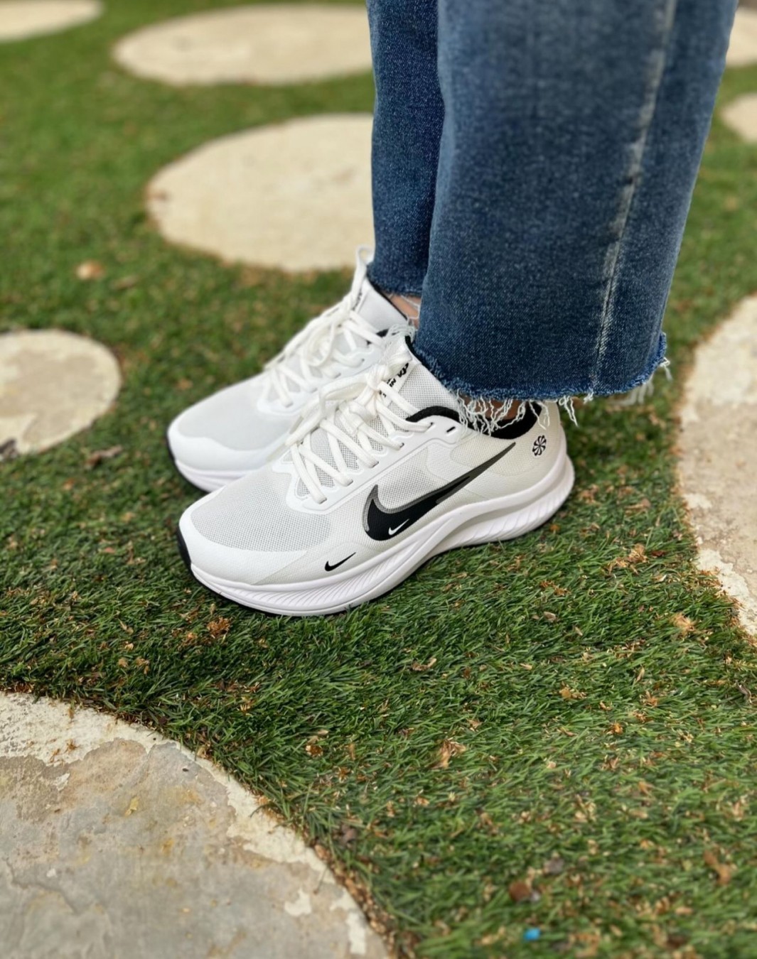 نایکی ایر زوم فلاور سفید || Nike Air Zoom Flower White (کد ۴۱۲)