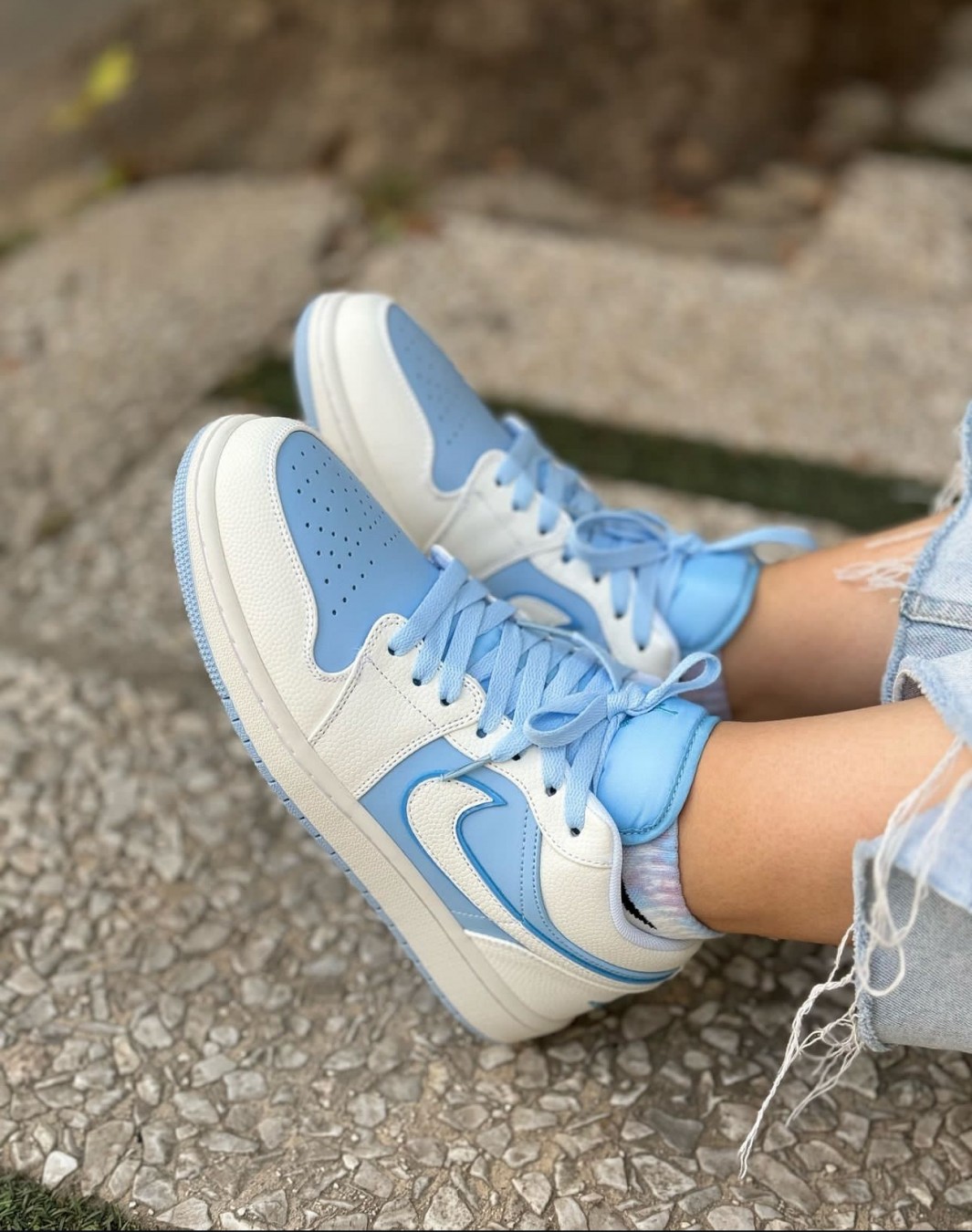 نایکی ایر جردن 1 بدون ساق آیس بلو || Nike Air Jordan 1 Low Ice Blue (کد ۴۶۳)