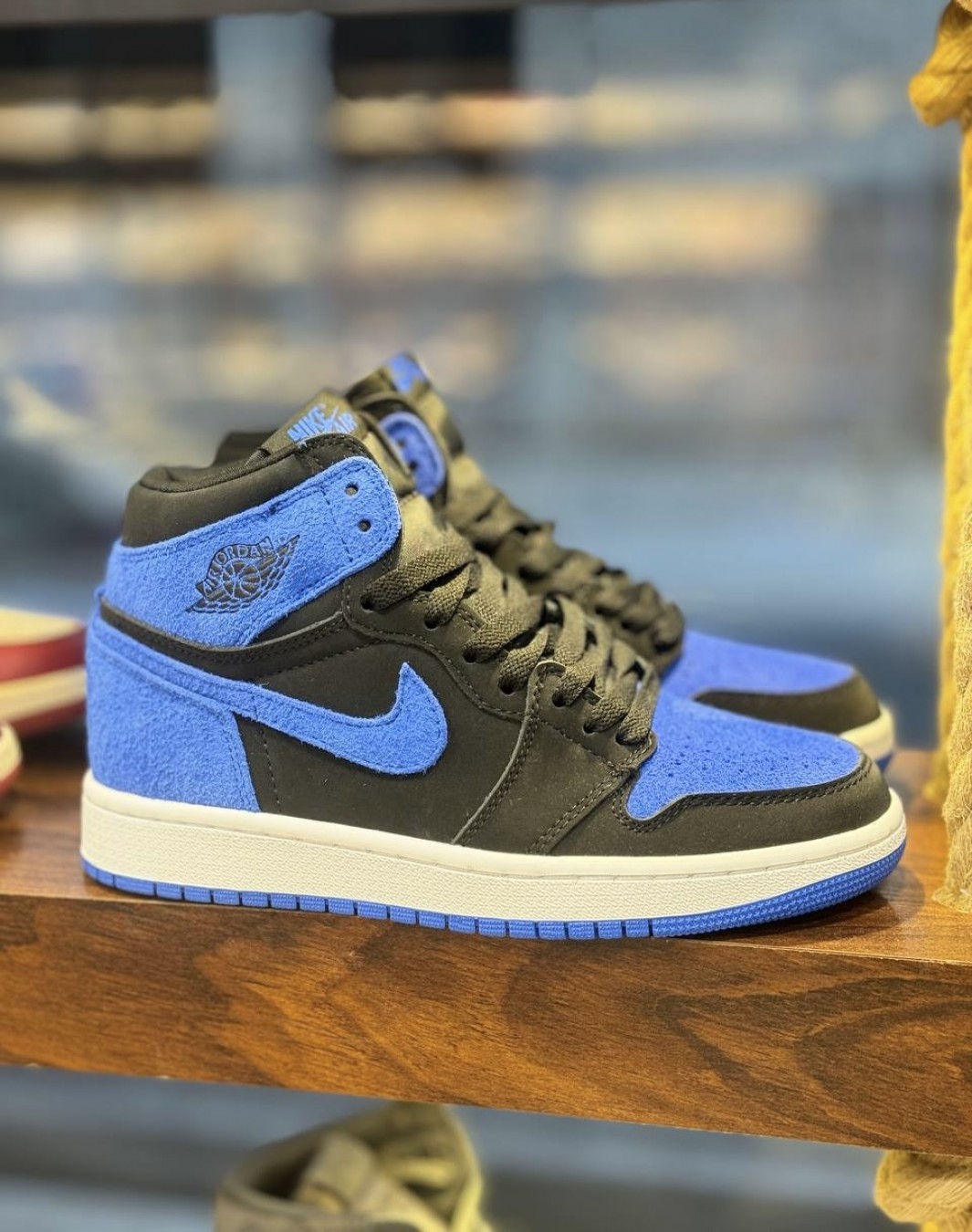 نایکی ایر جردن ۱ ساقدار رویال ری ایمجیند || Nike Air Jordan 1 Retro High Royal Reimagined (کد ۴۷۵)