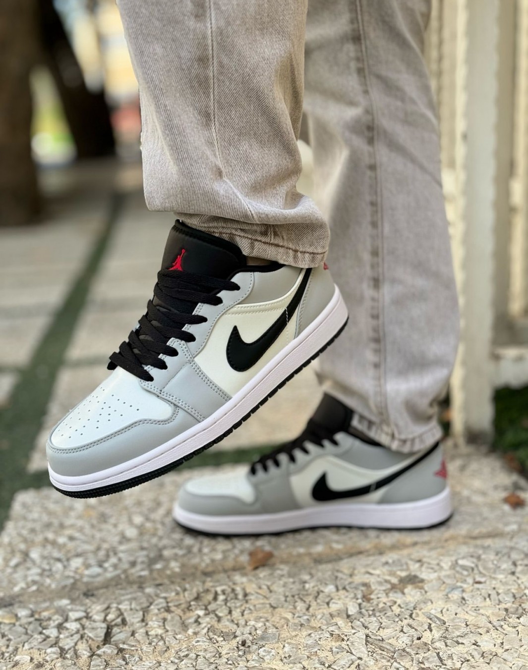 نایکی ایر جردن 1 بدون ساق لایت اسموک || Nike Air Jordan 1 Low Light Smoke (کد ۴۸۱)