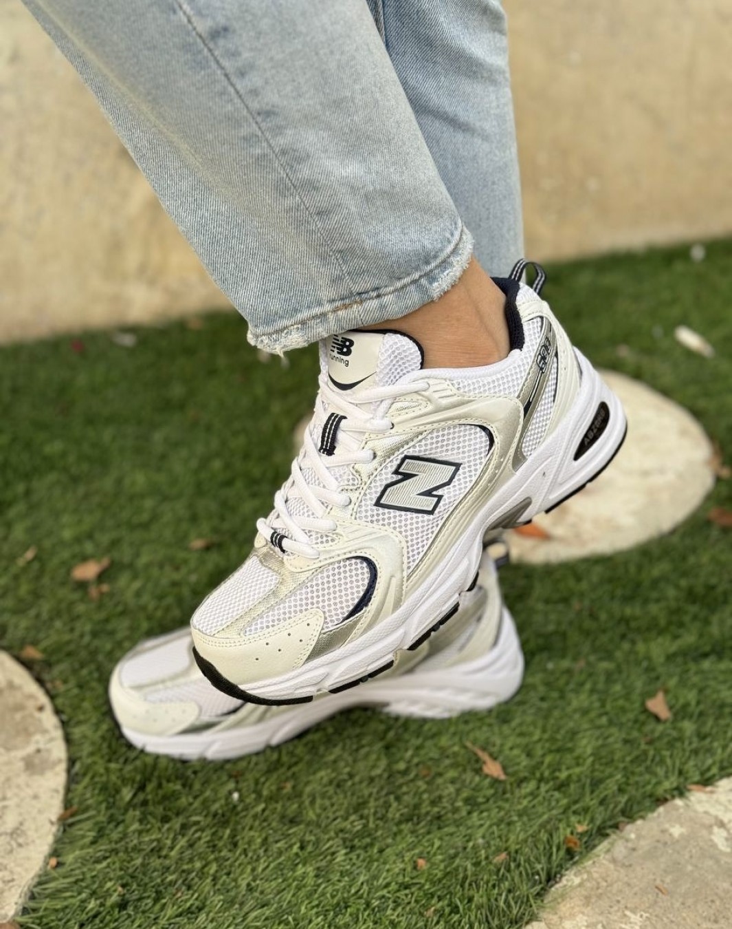 نیوبالانس 530 سفید سرمه ای || New Balance 530 White Navy (کد 214)