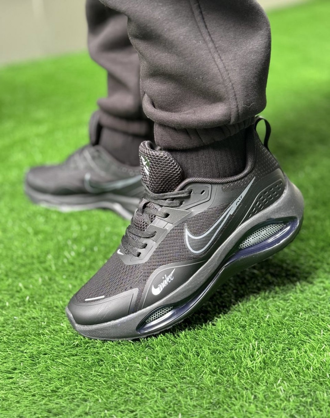 نایکی ایر زوم وینفلو ورژن ۲ مشکی || Nike Air Zoom Winflo V2 Black (کد ۵۳۸)