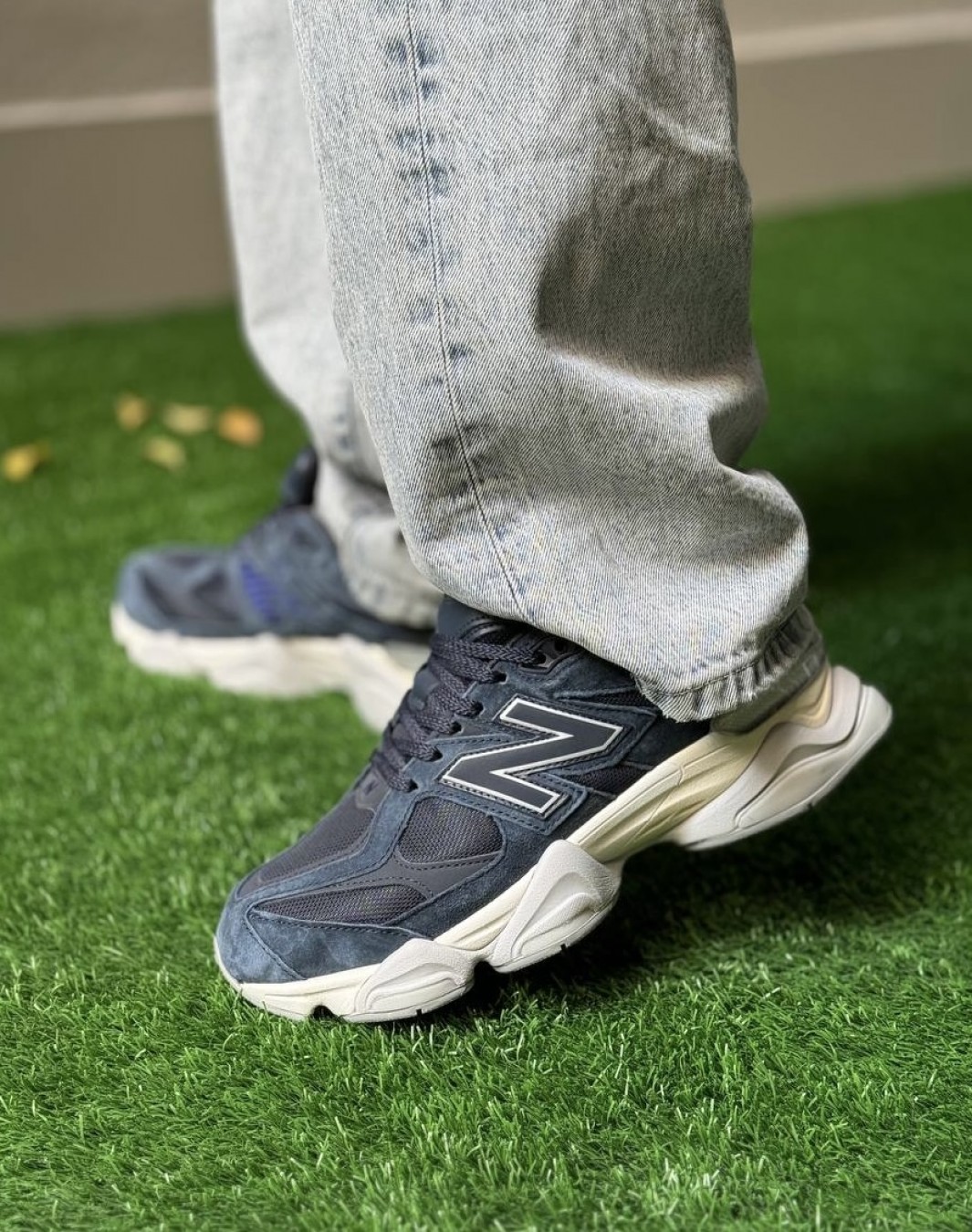 نیوبالانس ۹۰۶۰ سرمه ای || New Balance 9060 Navy (کد 541)