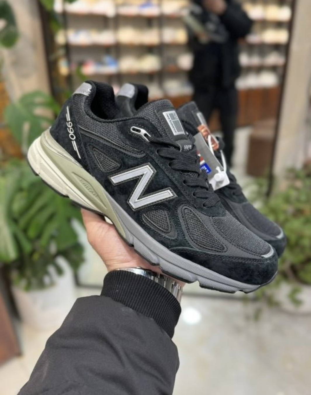 نیوبالانس ۹۹۰ جی ال ۴ مشکی طوسی || New Balance 990 GL 4 Black Gray (کد ۵۴۹)