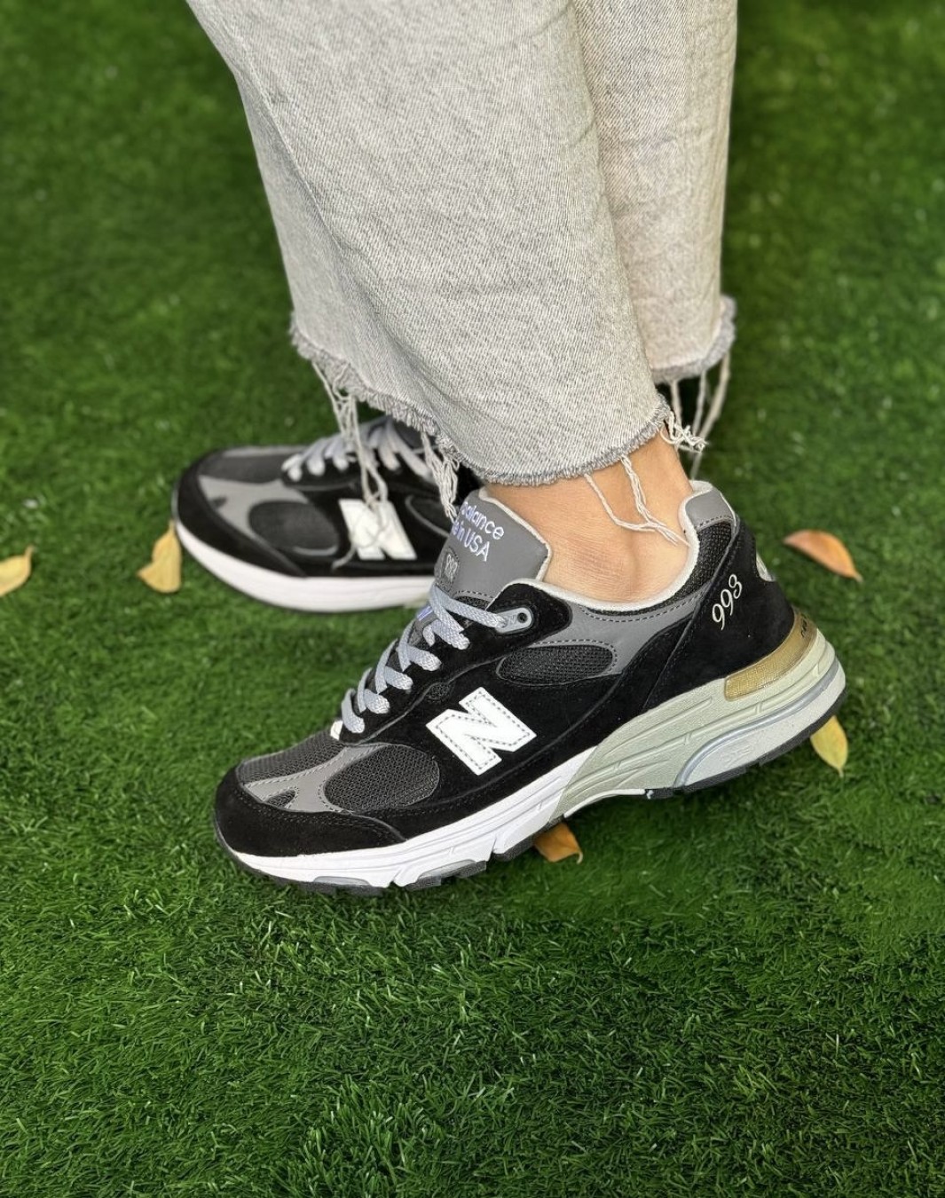 نیوبالانس ۹۹۳ مشکی || New Balance 993 Black (کد ۵۶۸)