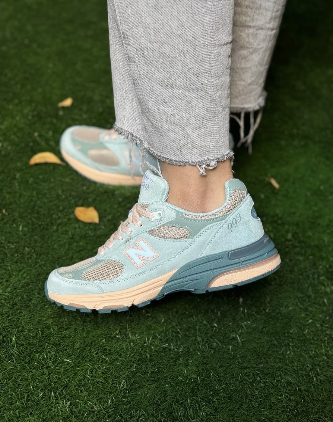 نیوبالانس ۹۹۳ آبی || New Balance 993 Arctic Blue (کد ۳۳۸)