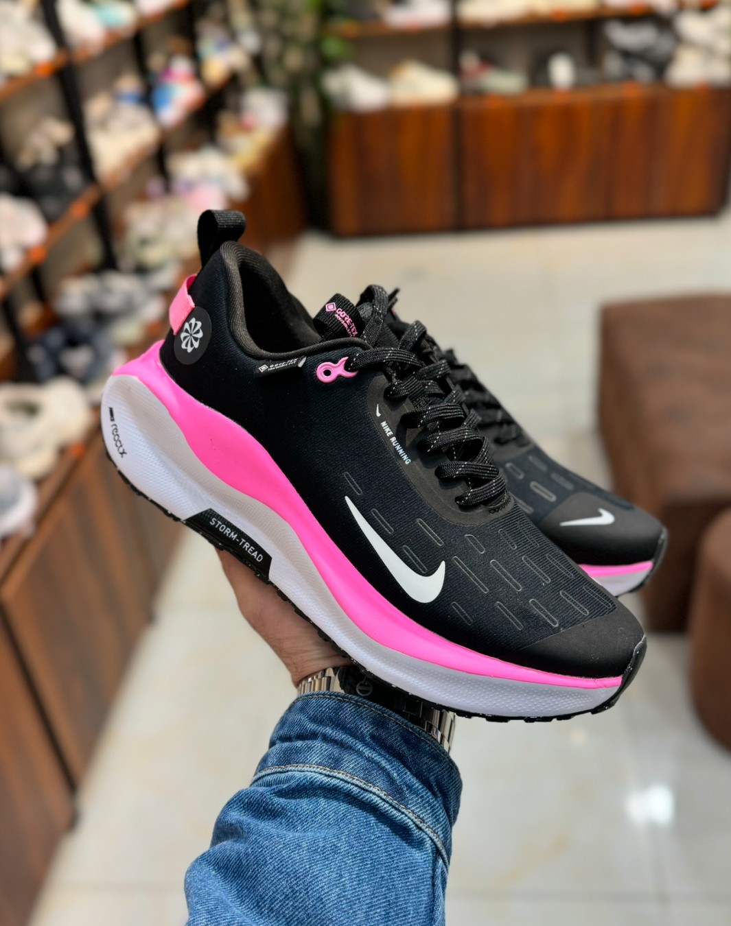 نایکی اینفینیتی ران گورتکس مشکی سرخابی || Nike Infinity Run 4 GTX Black Pink (کد ۵۷۳)