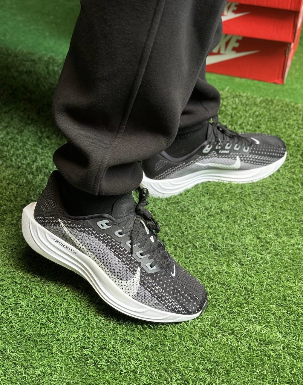 نایکی زوم پگاسوس پلاس مشکی طوسی || Nike Zoom Pegasus Plus Black gray (کد ۶۱۲)