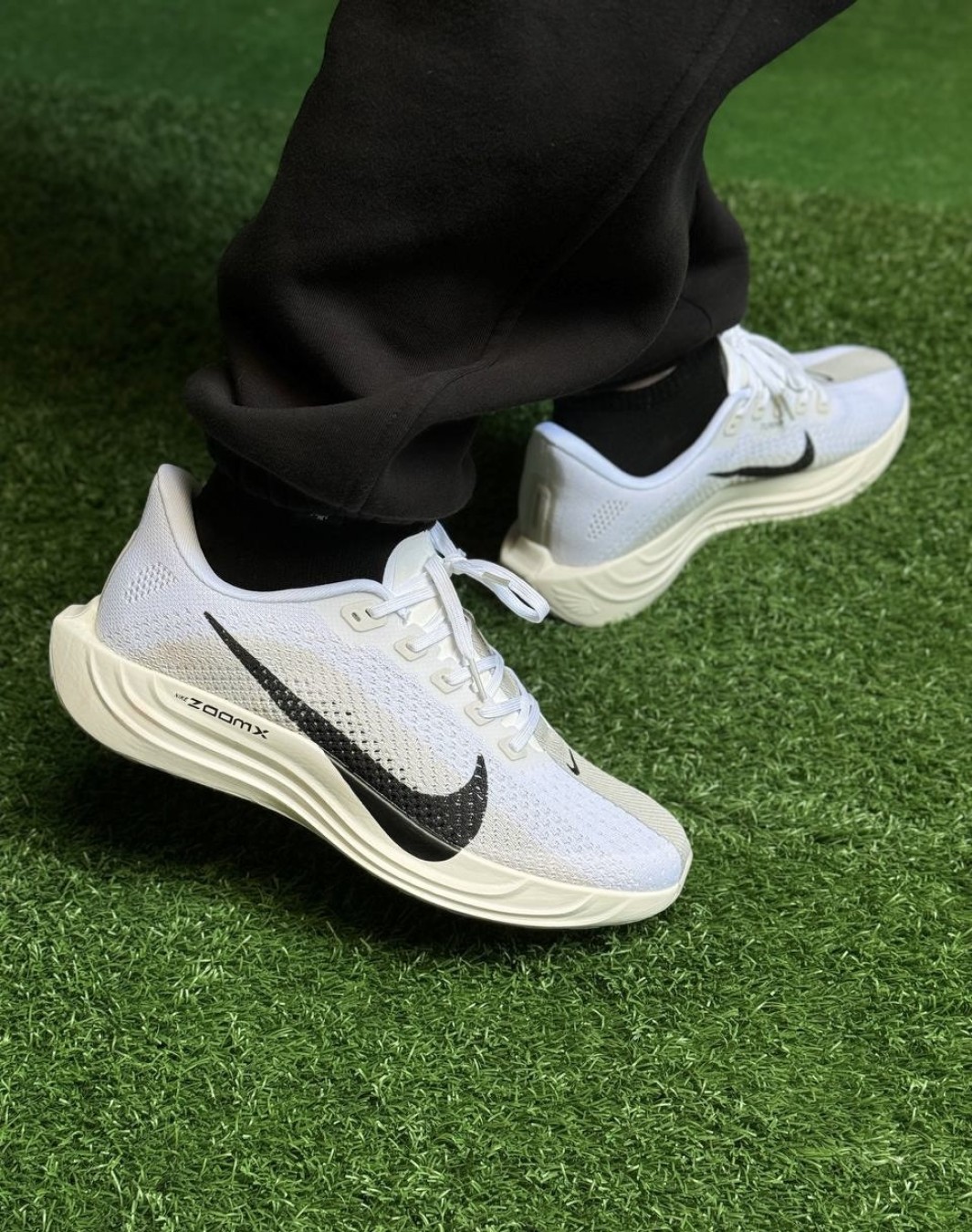 نایکی زوم پگاسوس پلاس سفید || Nike Zoom Pegasus Plus White (کد ۶۱۱)