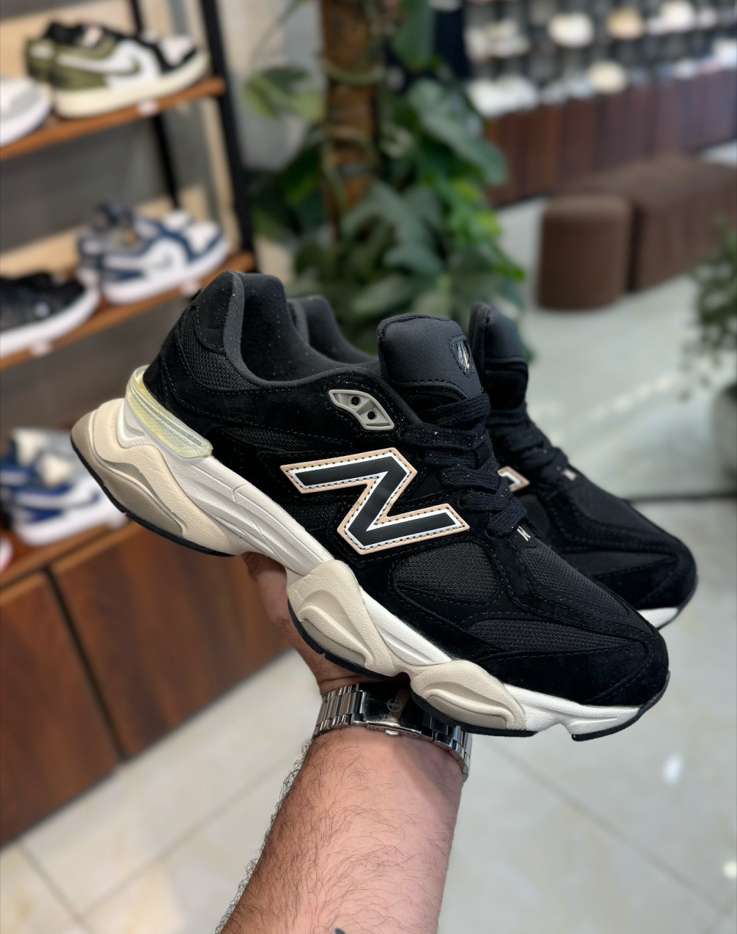 نیوبالانس ۹۰۶۰ مشکی سفید || New Balance 9060 Black White (کد ۶۲۸)