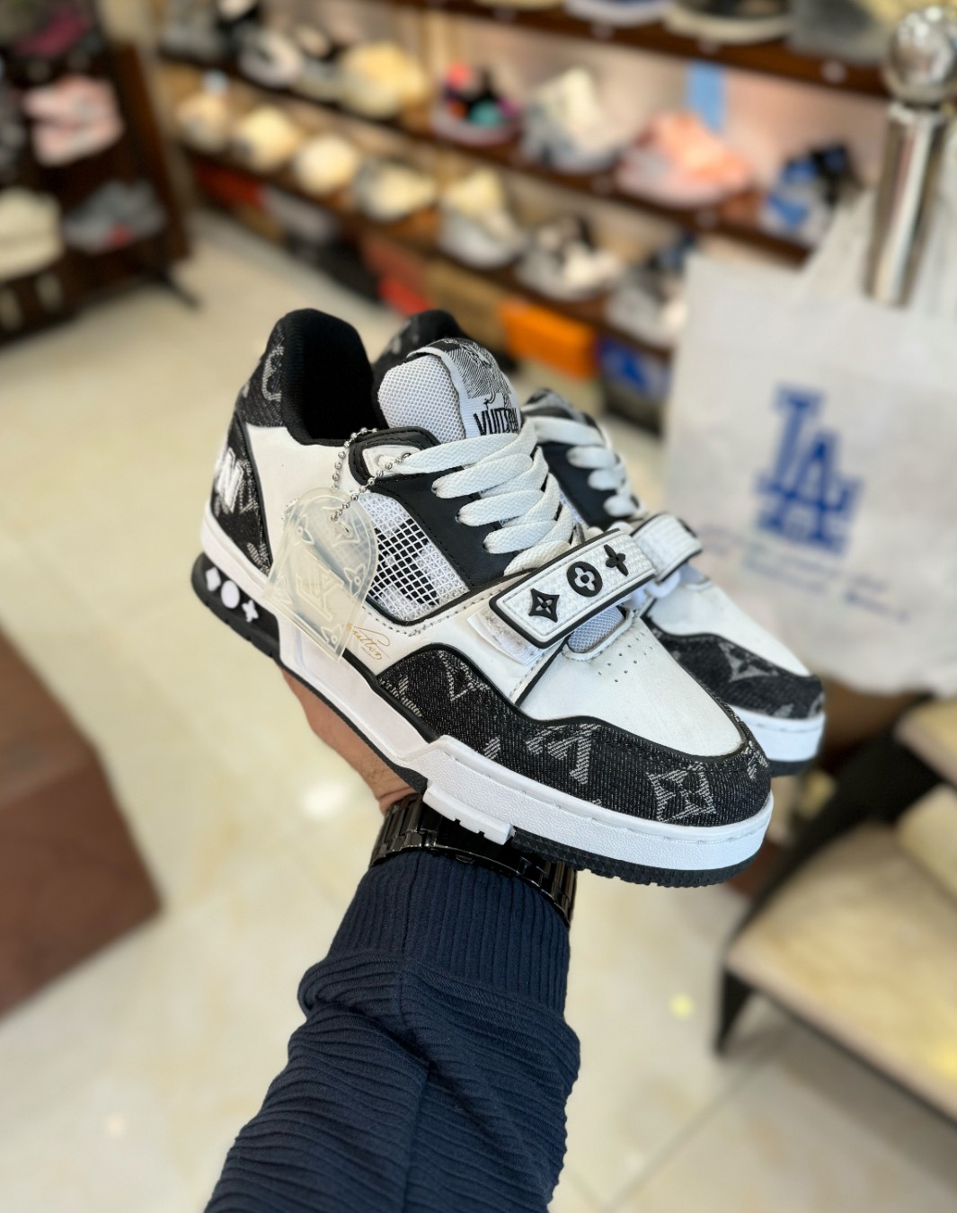 لویی ویتون ترینر || Louis Vuitton Trainer (کد 256)