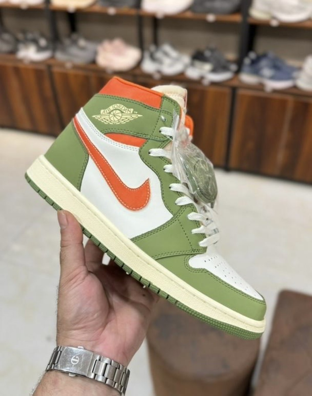 نایکی ایر جردن ۱ ساقدار سبز نارنجی || Nike Air Jordan 1 High OG Craft Celadon (کد ۶۵۱)
