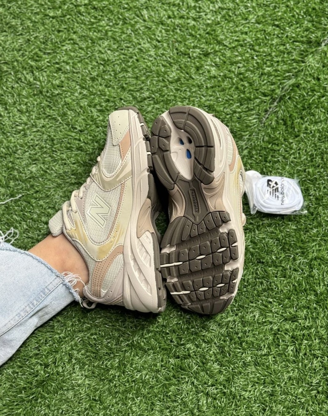 نیوبالانس ۵۳۰ نسکافه ای