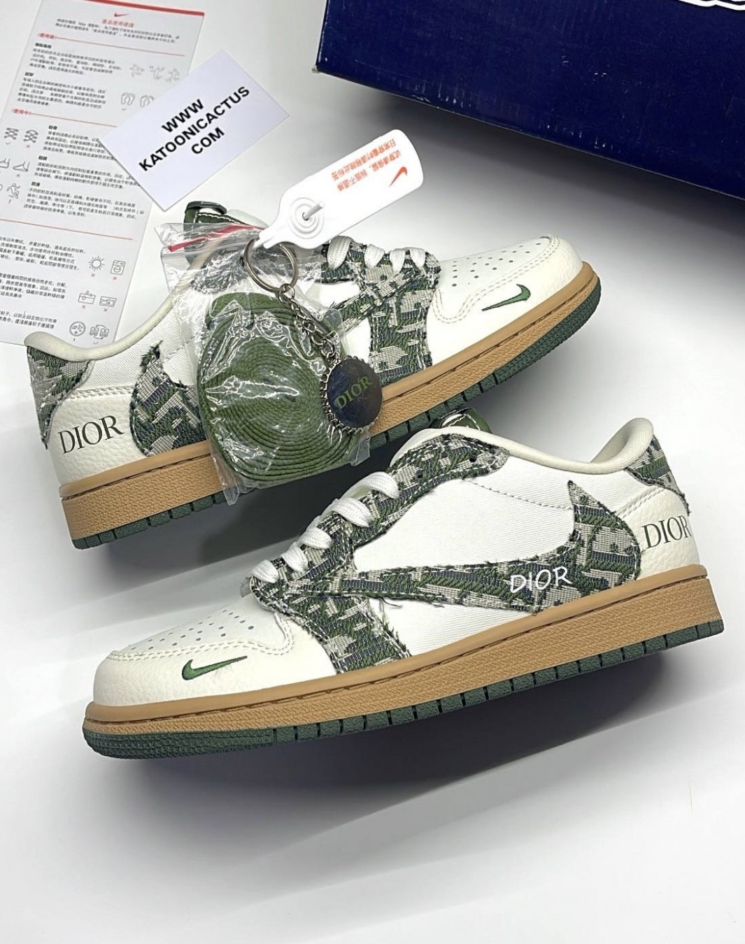 نایکی جردن 1 ترویس اسکات بدون ساق دیور کرم سبز || Nike Jordan 1 Travis Scott 1 Low Dior (کد ۶۵۷)