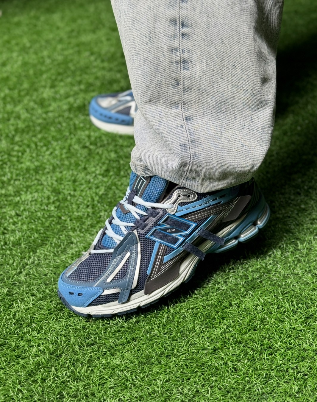 نیوبالانس ۱۹۰۶ آبی تیره || New Balance 1906 A Deep Blue (کد ۶۷۴)