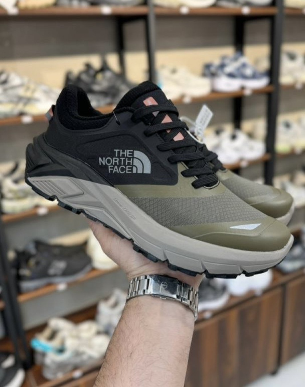 نورث فیس وکتیو گورتکس مشکی زیتونی || The North Face VECTIV Gore-tex Black Olive (کد ۷۲۴)