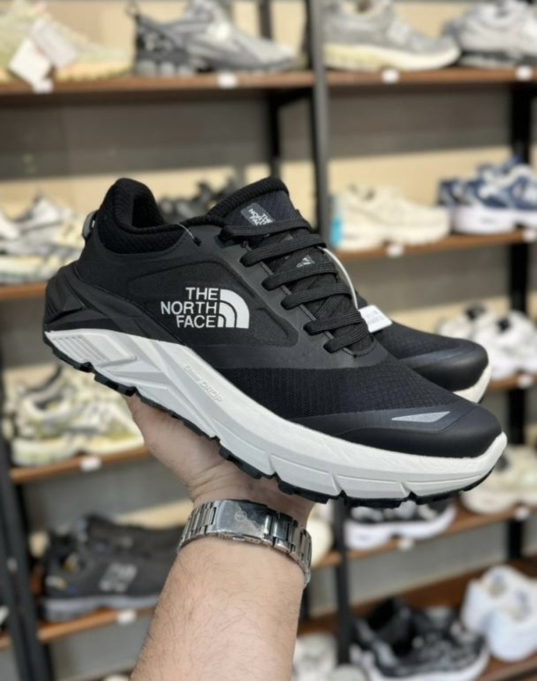 نورث فیس وکتیو گورتکس مشکی سفید || The North Face VECTIV Gore-tex Black White (کد ۷۲۲)