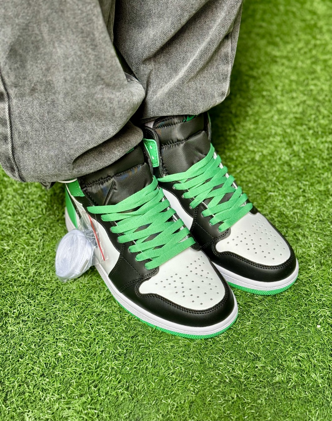 نایکی ایر جردن ۱ ساقدار لاکی گرین