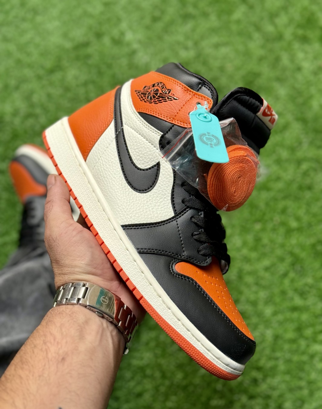 نایکی ایر جردن ۱ ساقدار مشکی نارنجی