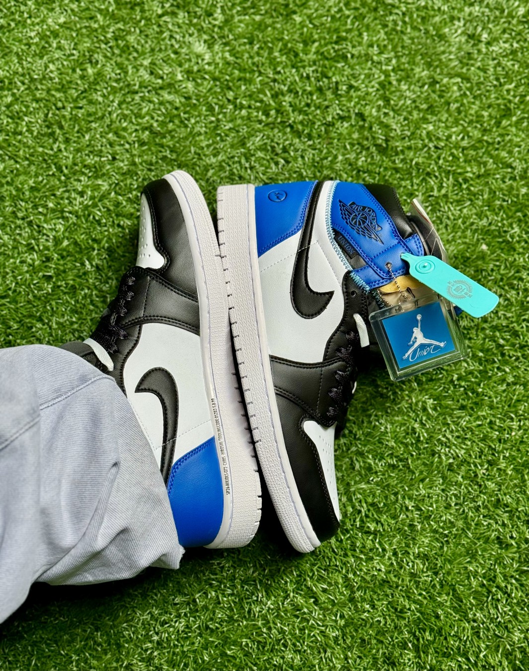 نایکی ایر جردن ۱ ساقدار فرگمنت سفید آبی