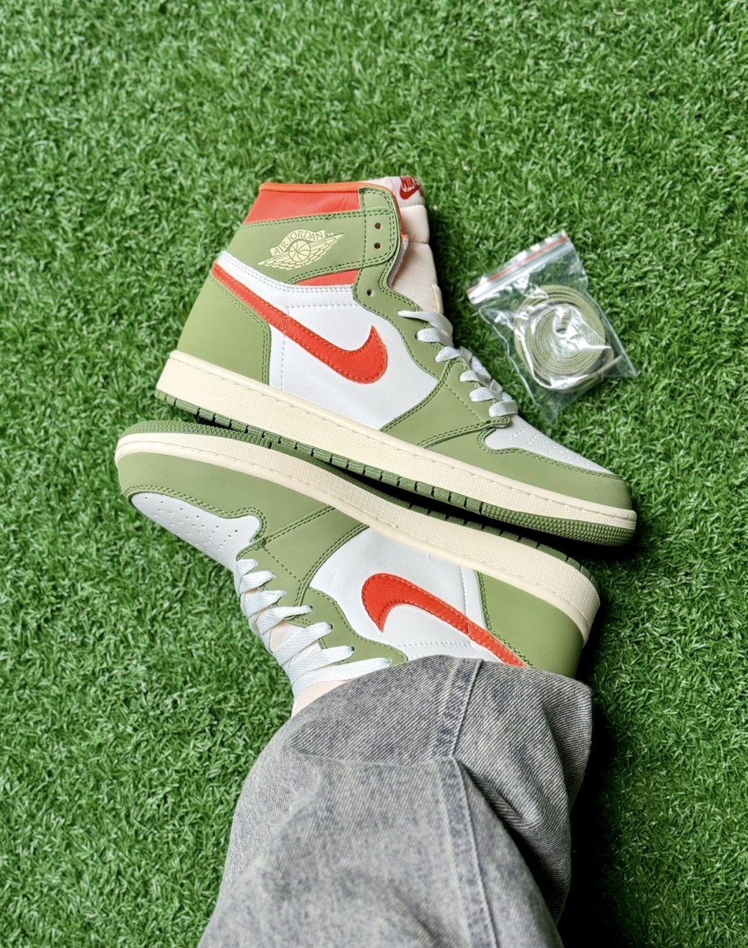 نایکی ایر جردن ۱ ساقدار سبز نارنجی || Nike Air Jordan 1 High OG Craft Celadon (کد ۶۵۱)