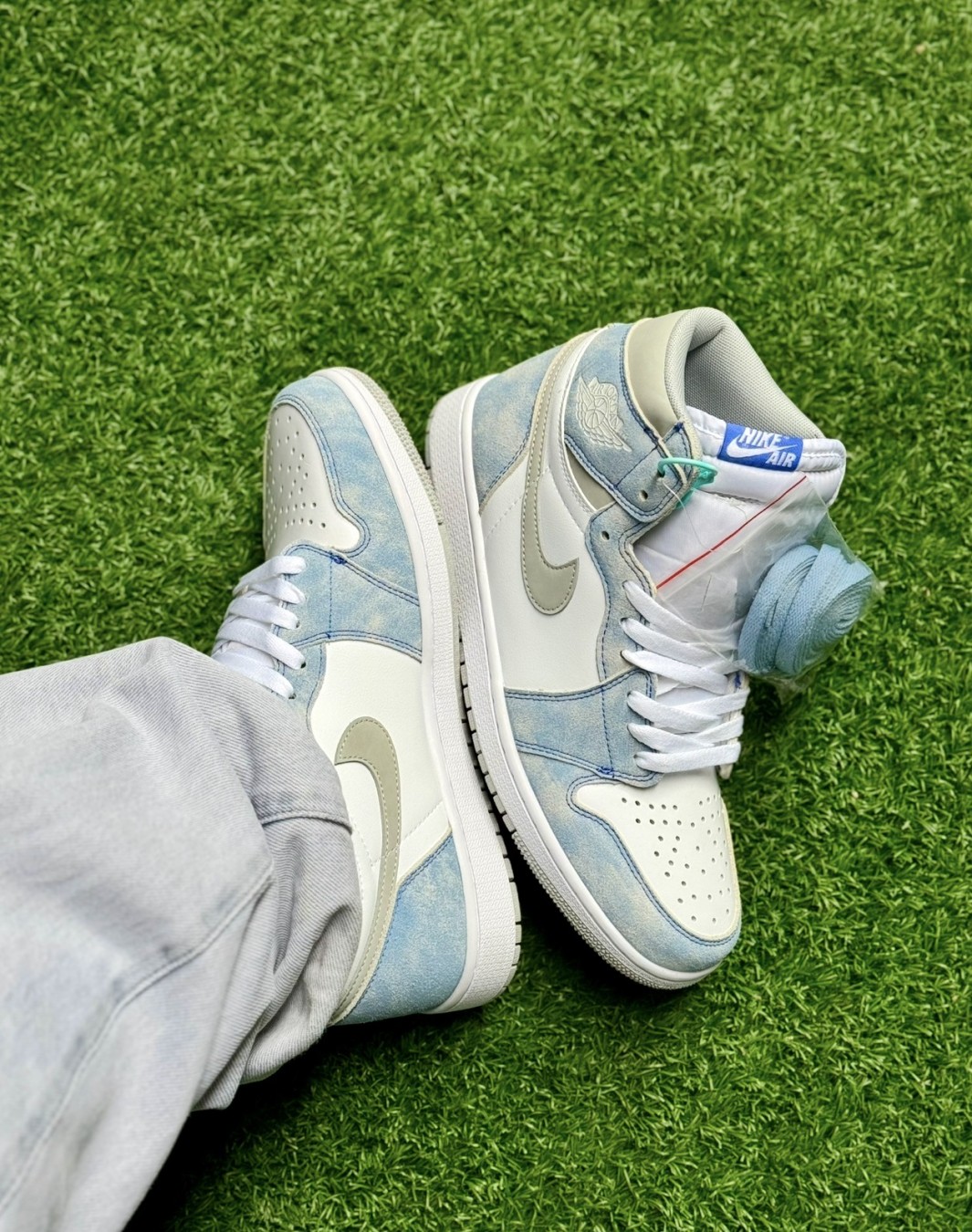 نایکی ایر جردن ۱ ساقدار هایپر رویال