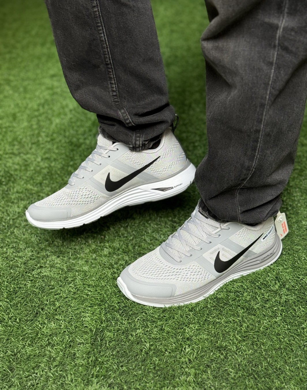 نایکی شیلد لونارلون طوسی