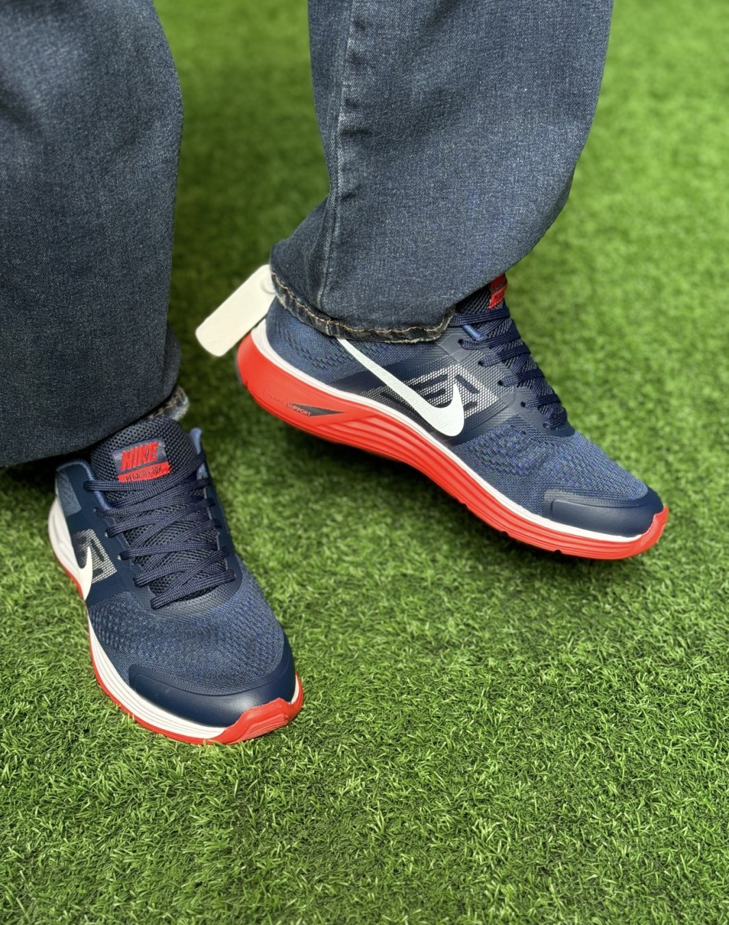 نایکی شیلد لونارلون سرمه ای قرمز نایکی شیلد لونارلون سرمه ای قرمز