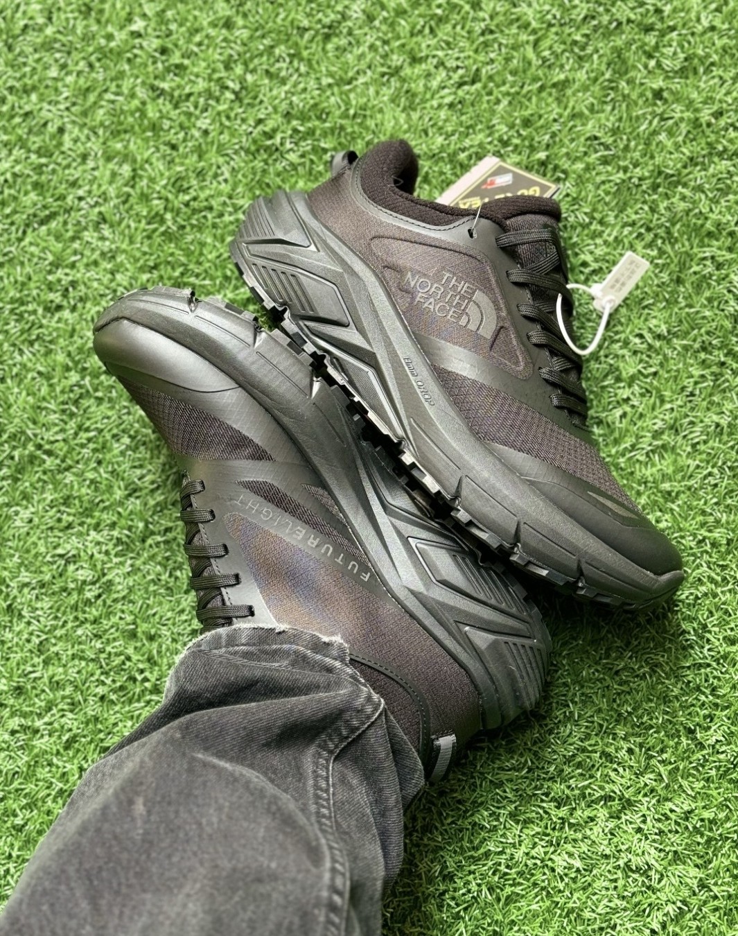 نورث فیس وکتیو گورتکس مشکی