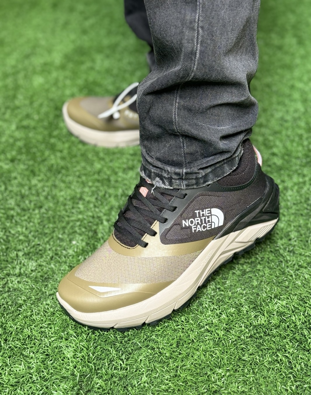 نورث فیس وکتیو گورتکس مشکی زیتونی || The North Face VECTIV Gore-tex Black Olive (کد ۷۲۴)