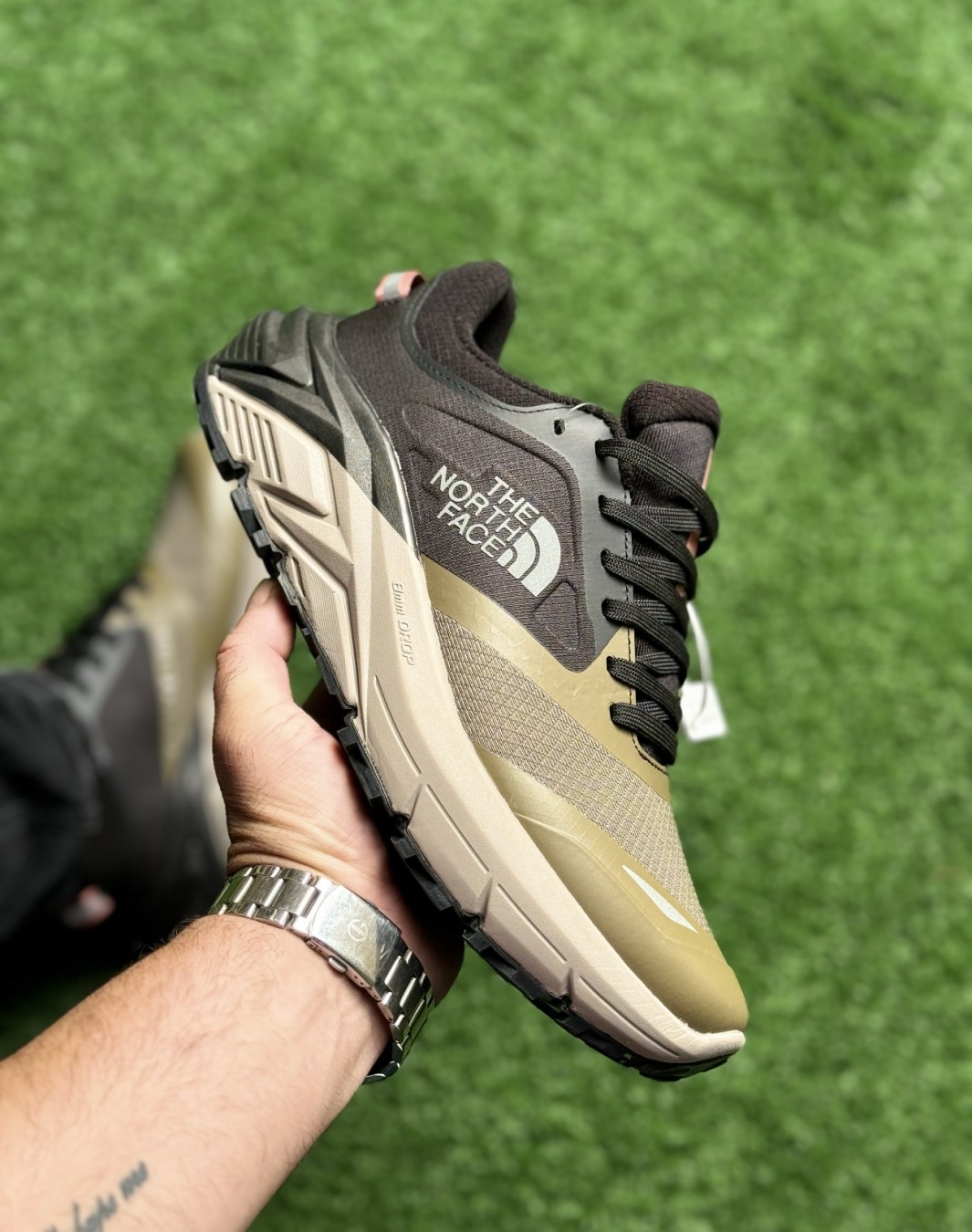 نورث فیس وکتیو گورتکس مشکی زیتونی