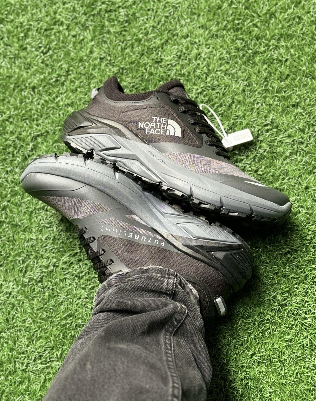 نورث فیس وکتیو گورتکس مشکی طوسی