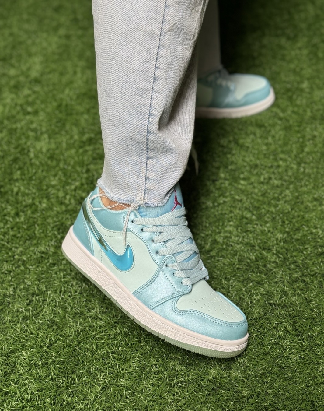 نایکی ایر جردن 1 بدون ساق آبی فیروزه ای || Nike Air Jordan 1 Low Aquarius Blue (کد ۷۱۲)