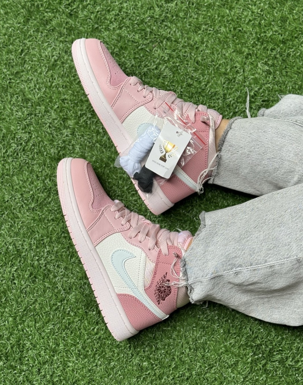 نایکی ایر جردن 1 ساقدار صورتی دیجیتال پینک