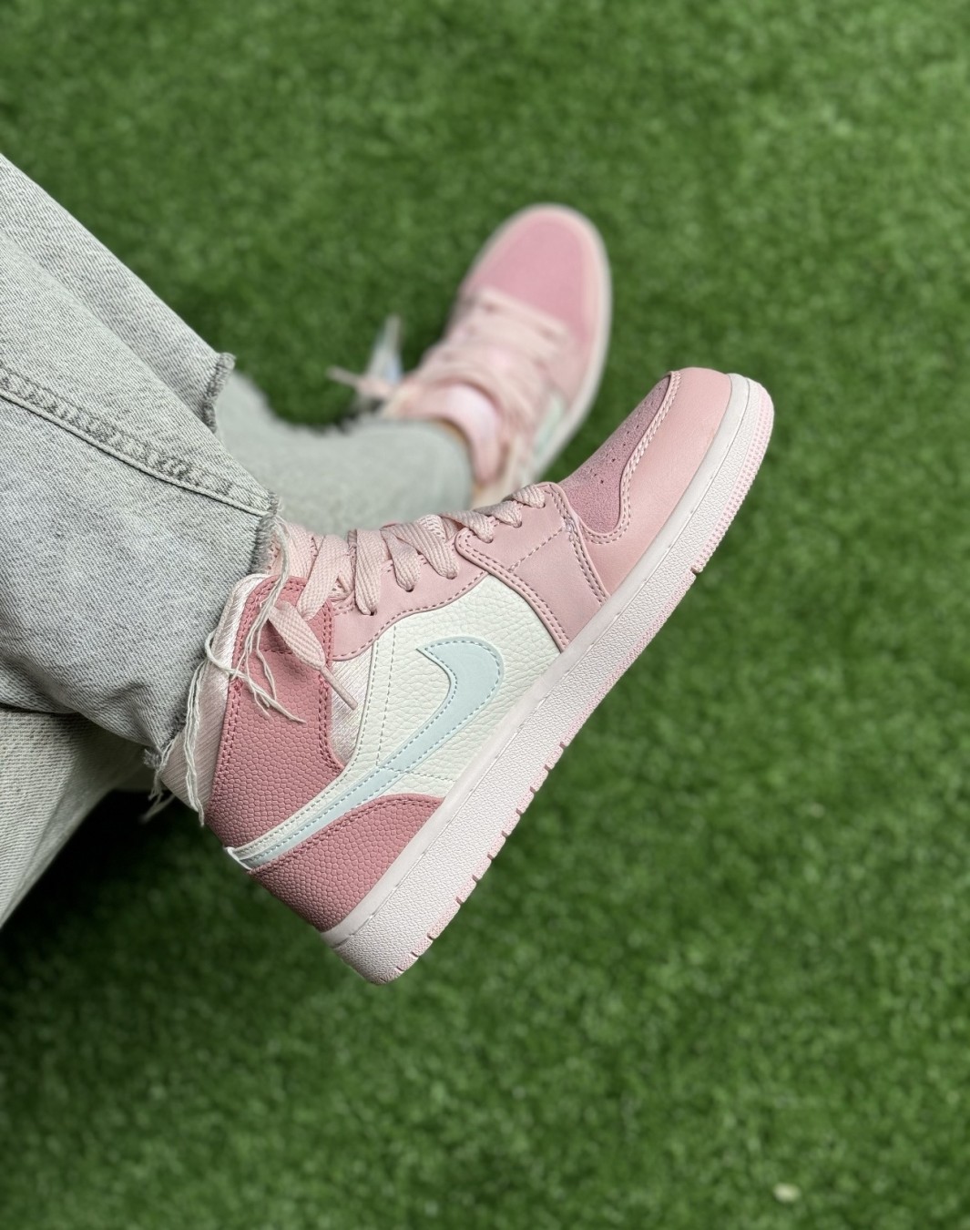 نایکی ایر جردن 1 ساقدار صورتی دیجیتال پینک