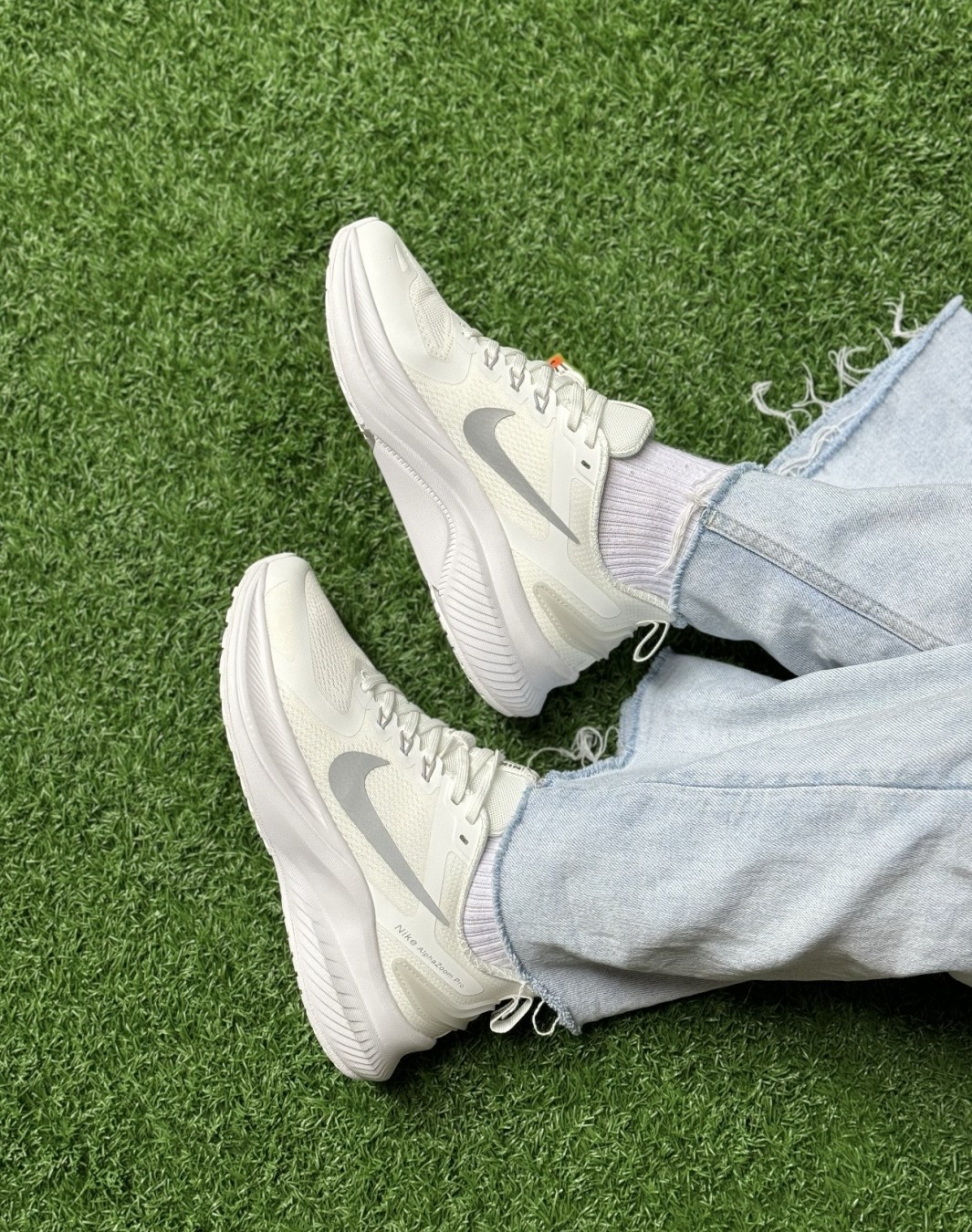 نایکی آلفا زوم پرو سفید نقره ای