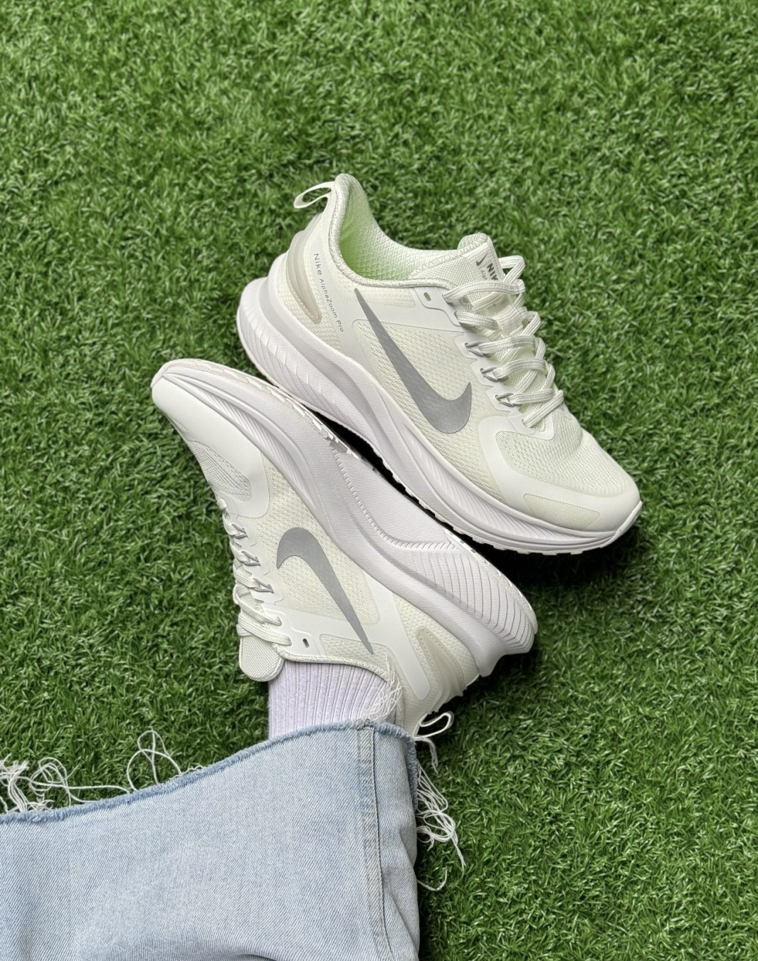 نایکی آلفا زوم پرو سفید نقره ای