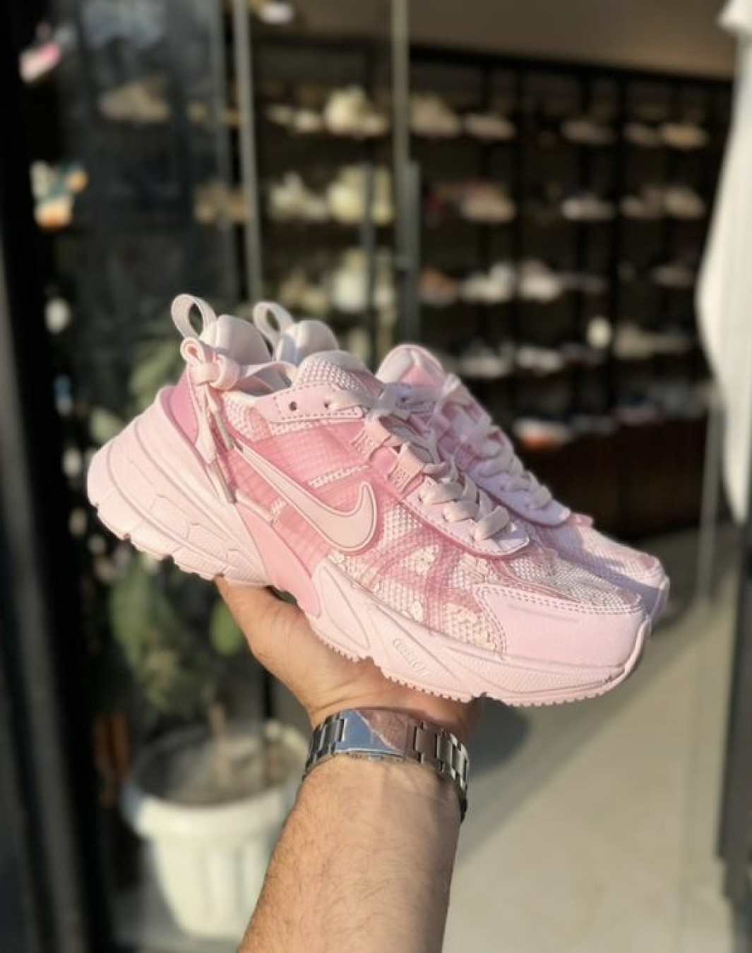نایکی وی ۲ کی ران صورتی || Nike V2K Run Arctic Pinkink (کد ۷۳۰)