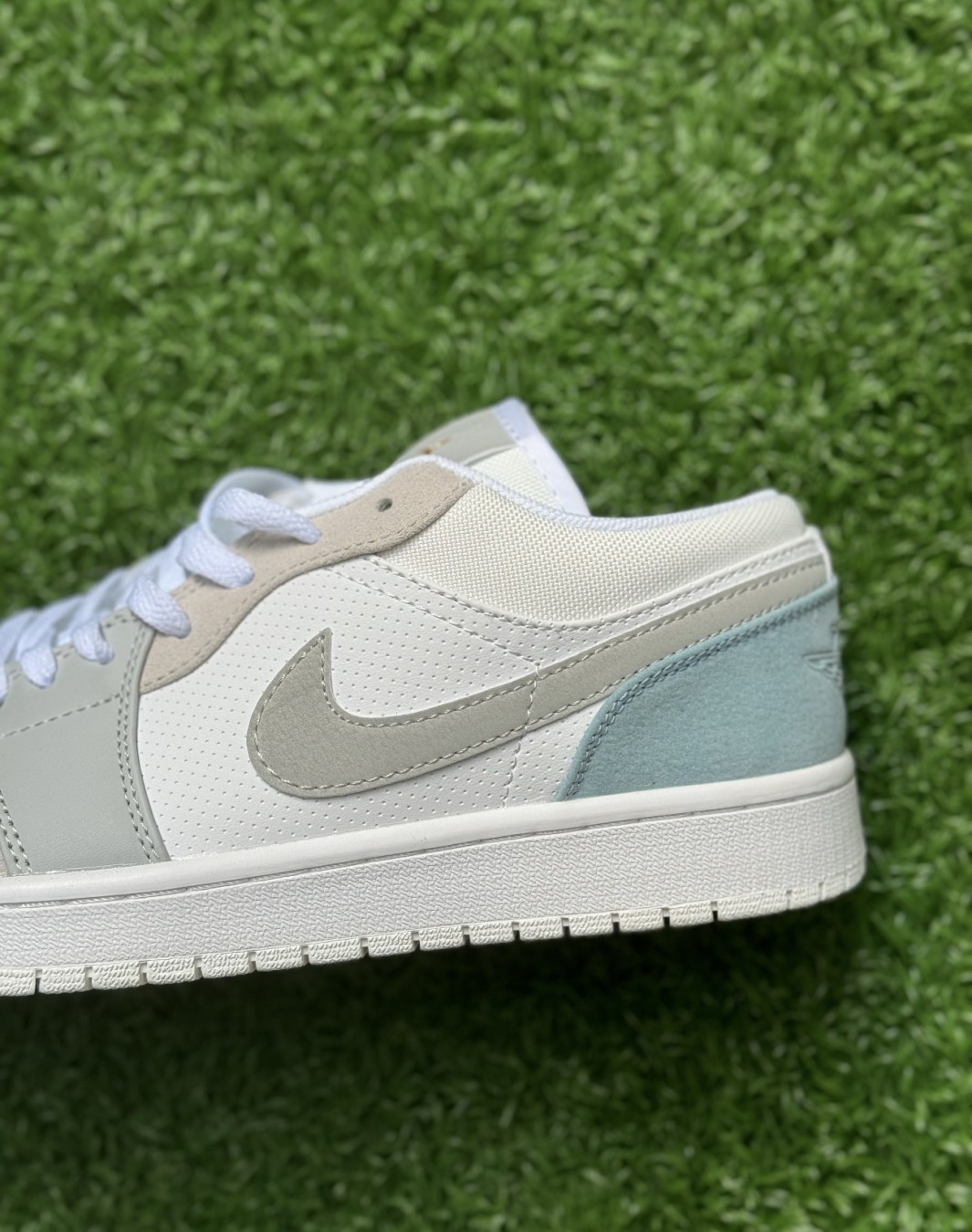 نایکی ایر جردن 1 بدون ساق پاریس