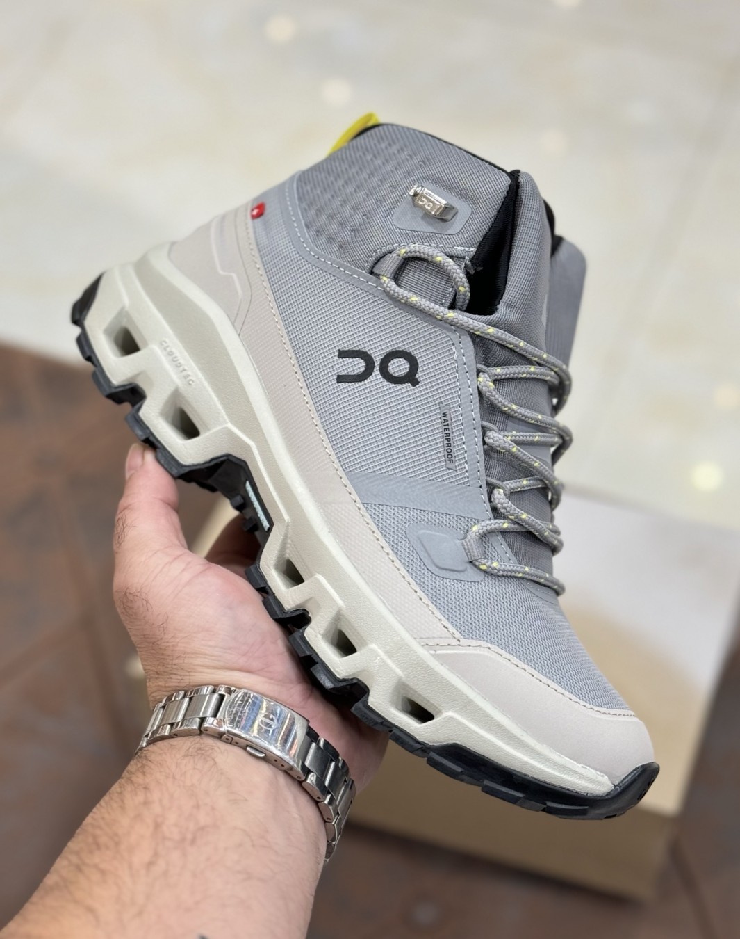 آن رانینگ کلودراک ۲ واترپروف طوسی کرم || On Running Cloudrock 2 Waterproof Alloy Ice (کد ۷۴۴)