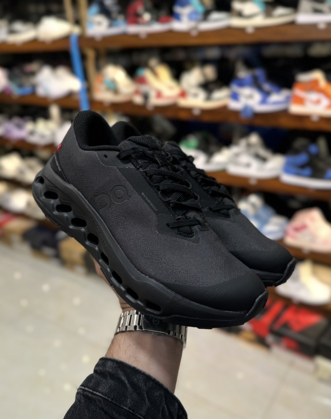 آن رانینگ کلودسرفر تریل ۲ مشکی || On Running Cloudsurfer Trail 2 WP Black (کد ۷۴۹)