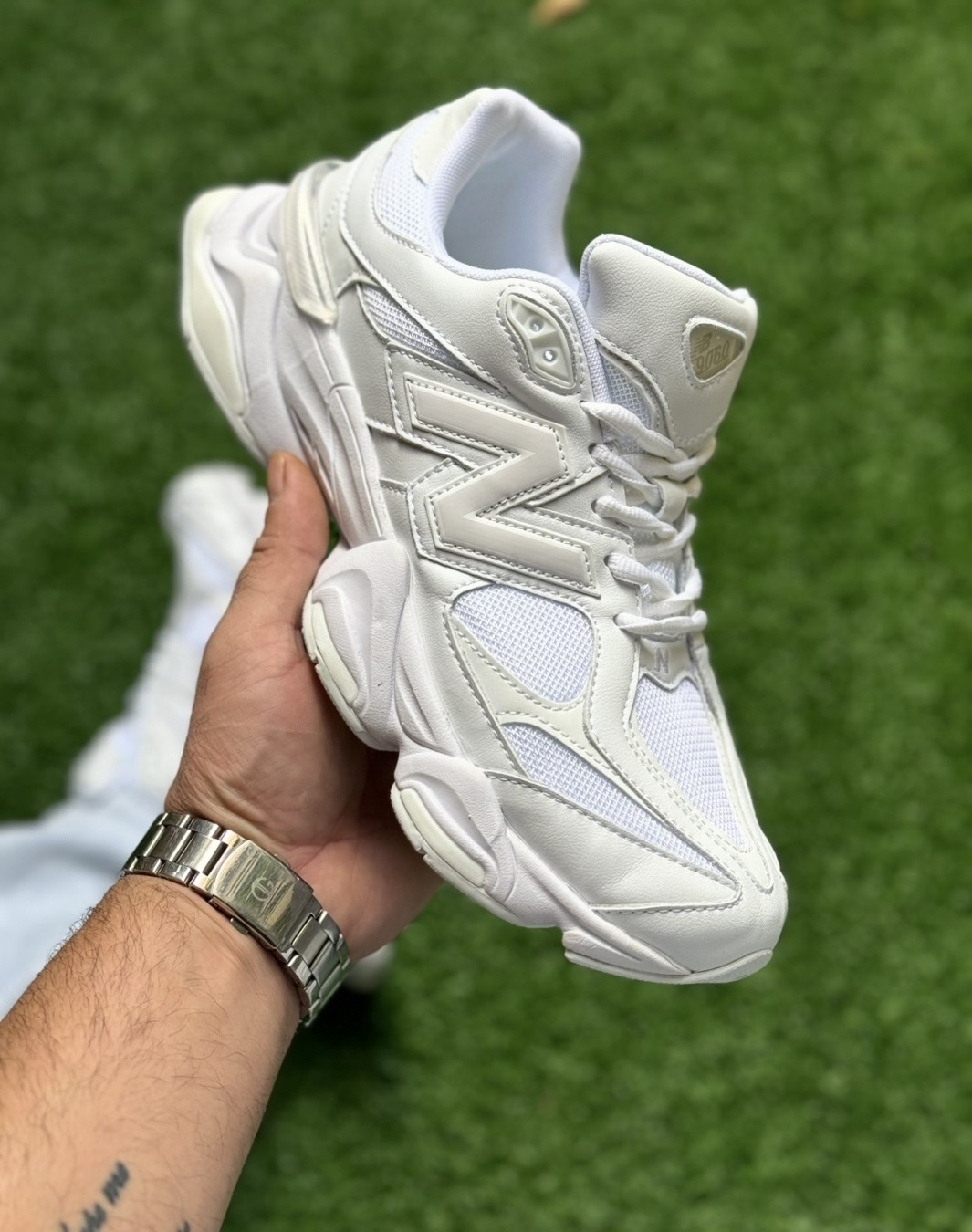 نیوبالانس ۹۰۶۰ سفید