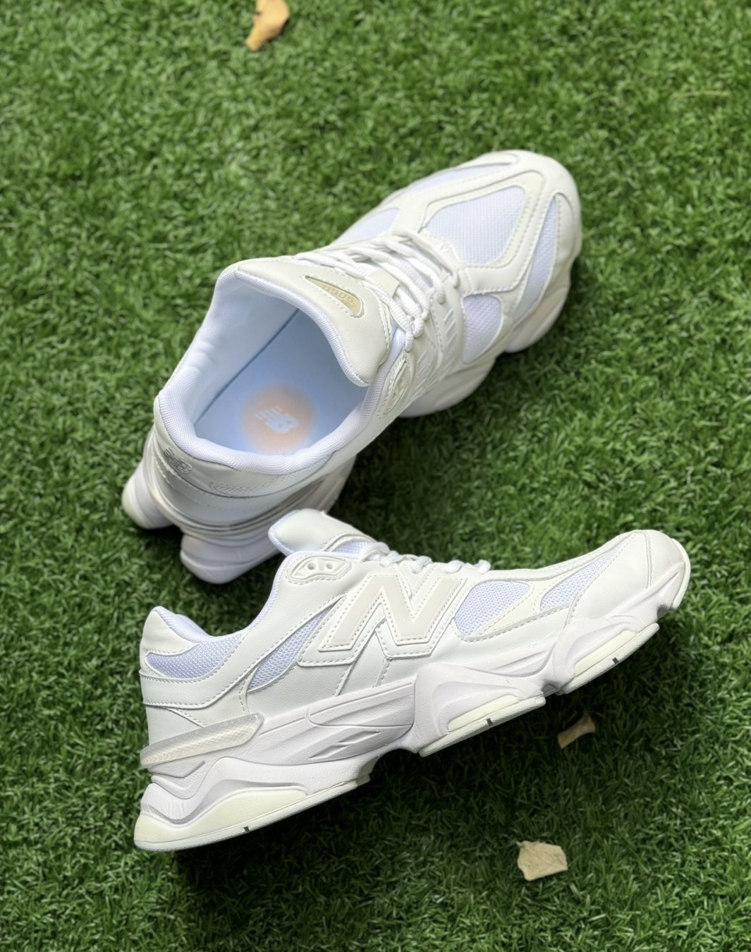 نیوبالانس ۹۰۶۰ سفید