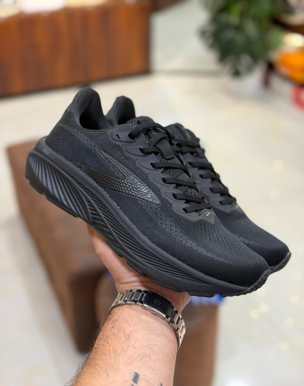 بروکس گوست ۱۷ مشکی || Brooks Ghost 17 Black (کد ۷۸۶)