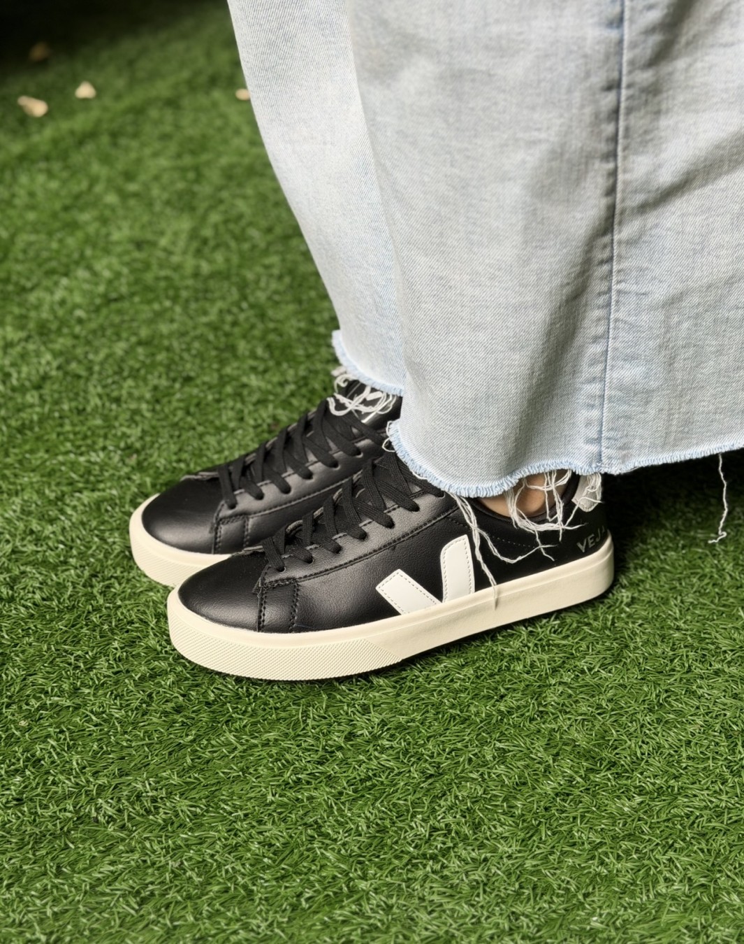 وجا مشکی سفید