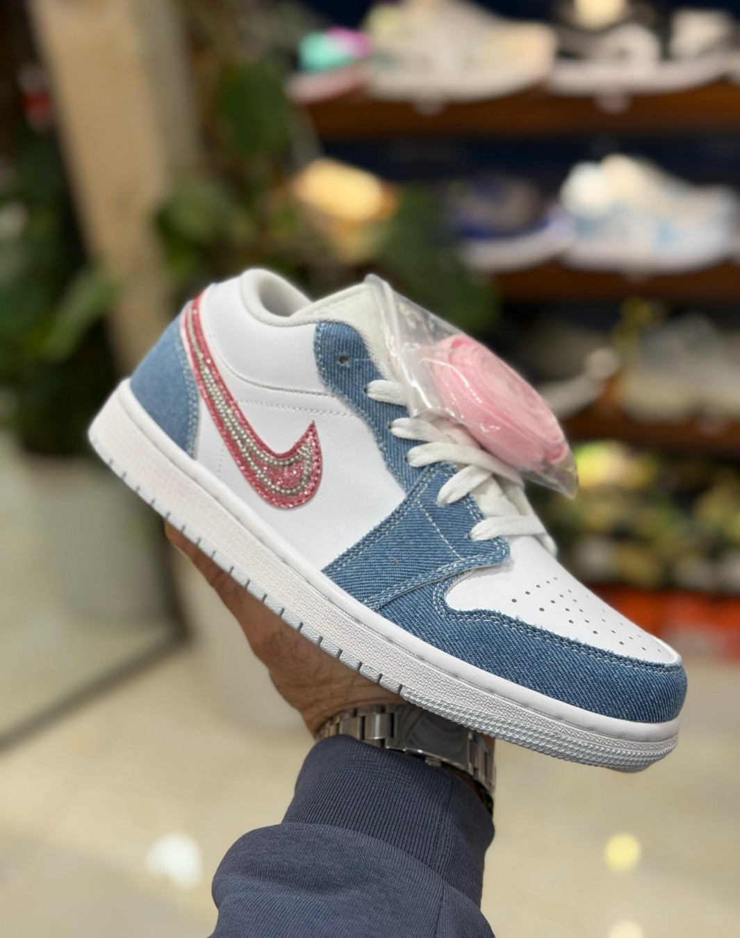 نایکی ایر جردن 1 بدون ساق دنیم‌ || Nike Air Jordan 1 Low SE Denim Sequin (کد ۸۱۲)