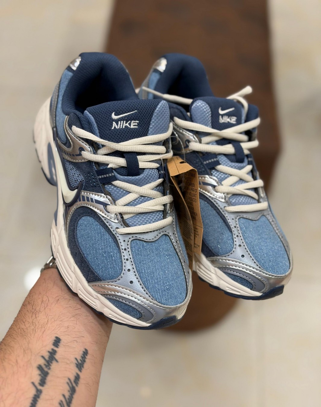 نایکی وی ۵ RNR دنیم