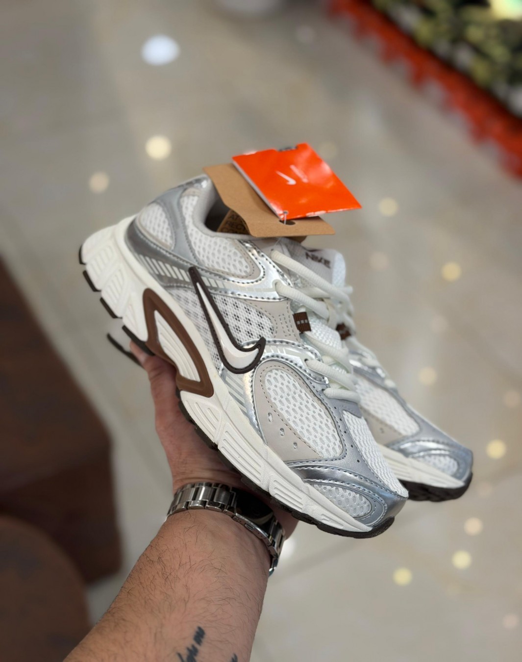 نایکی وی ۵ RNR نقره ای قهوه ای || Nike V5 RNR Sail Fauna Brown Orewood Brown (کد ۸۲۳)