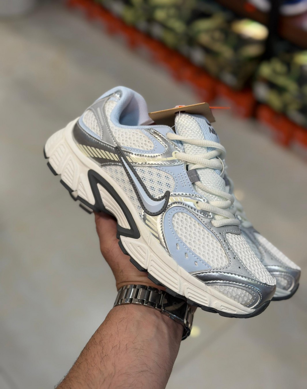نایکی وی ۵ RNR آبی نقره ای || Nike V5 RNR White Blue Tint photon Dust smoke gray (کد ۸۲۴)