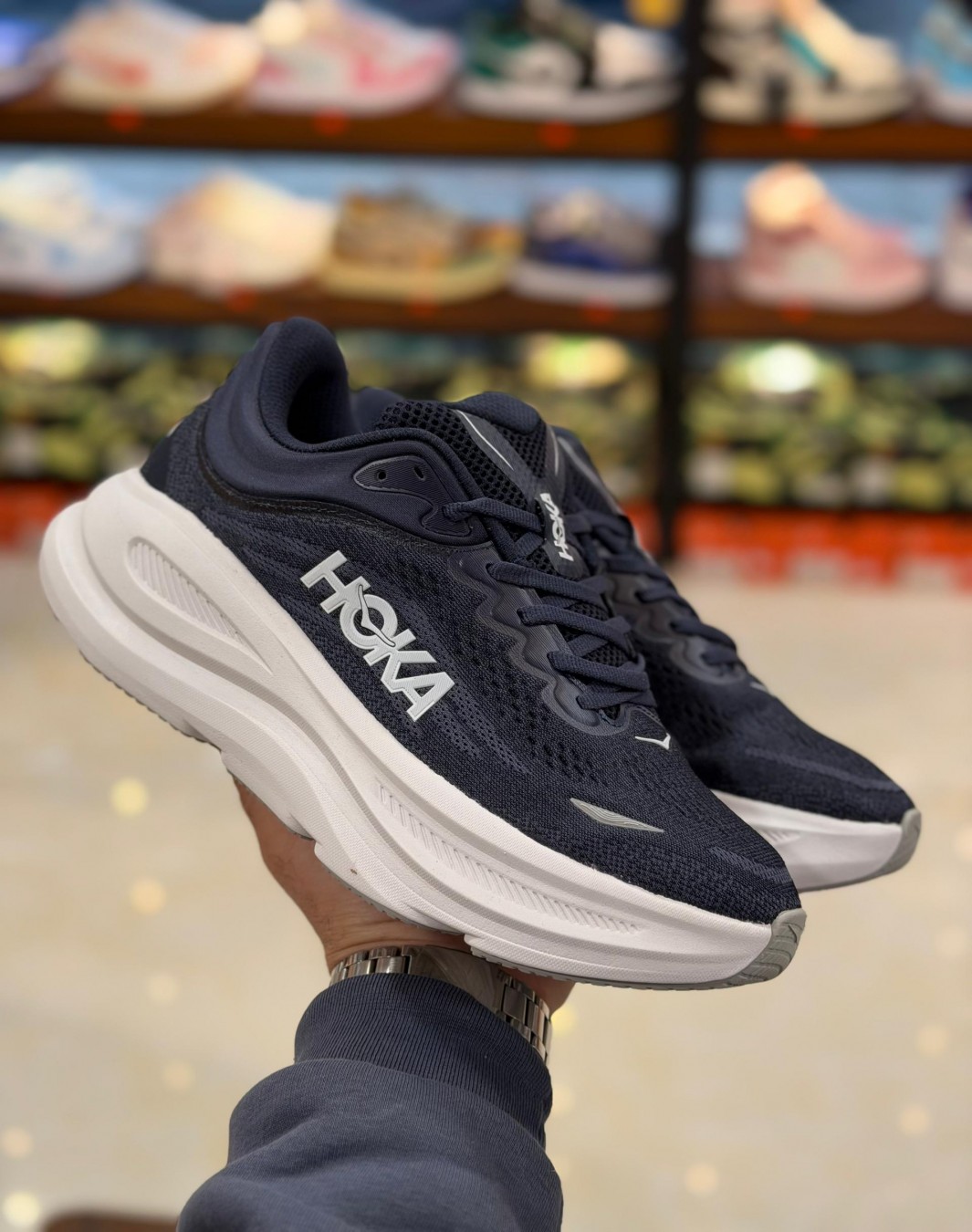 هوکا باندی 9 سرمه ای || Hoka Bondi 9 Navy (کد ۸۳۲)